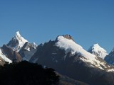 Cerro Trono (Izquierda), Tres Furias (Centro) y Dama Blanca (Derecha) desde el Canal de las Montañas (Foto: Fernando Viveros)