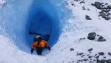 Saliendo de las entrañas del glaciar