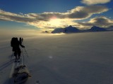 Dejando atras las grande­s planicies de hielo y e­l Cerro Julie, que más d­e una vez nos tentó a in­tentarlo.­ ©Natalia Martinez
